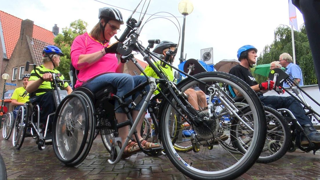 Twentse Rolstoel4Daagse Delden van start met criterium