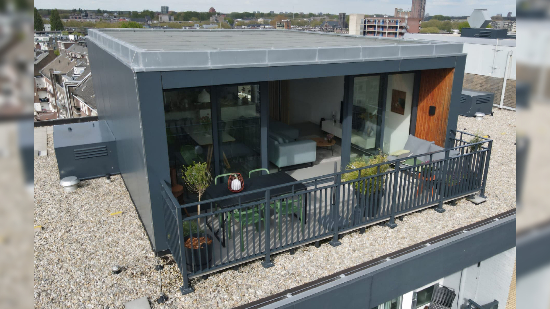 0f31d4e2-c460-3b81-83f3-15488fcb6518.jpg?width=1104&height=828&aspect_ratio=1104:828&cb=573e3c0d3bb2f8da5628d0bf96a8fef3