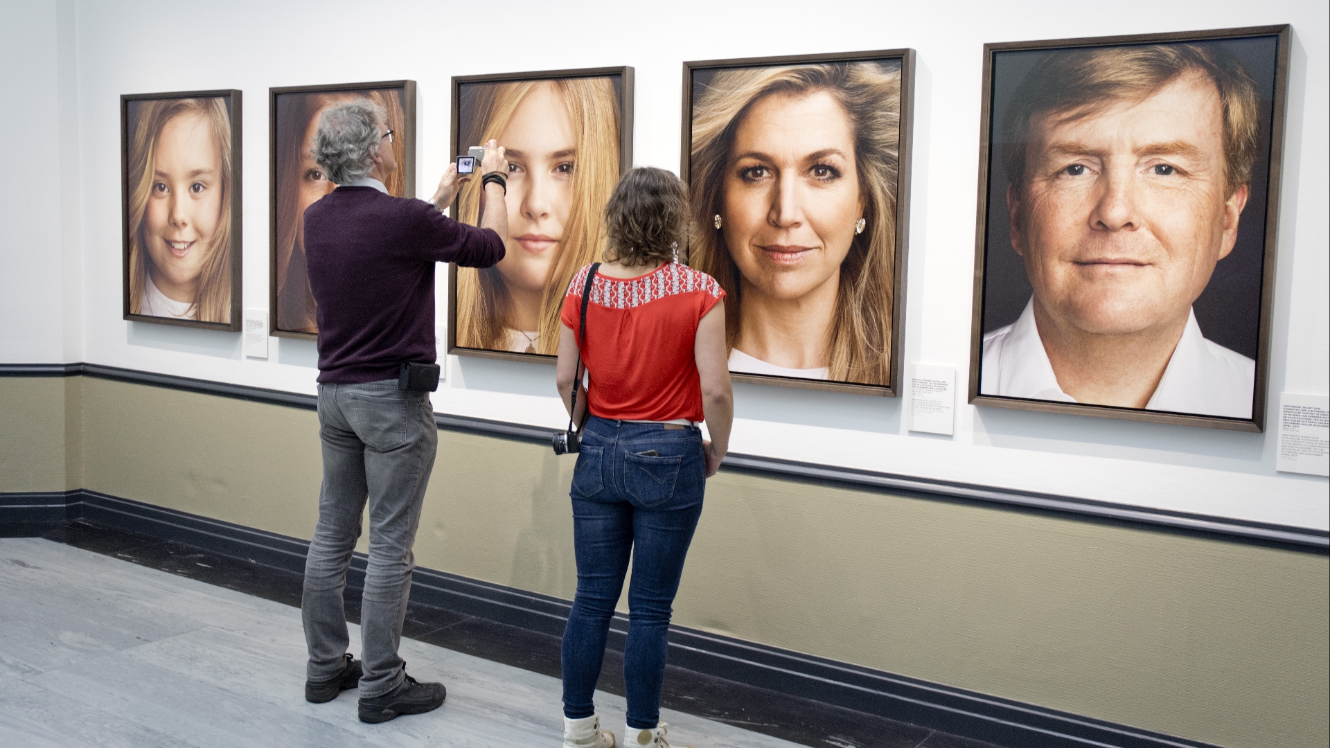 Selectie Foto's Erwin Olaf Opnieuw Te Zien In Groninger Museum - RTV Noord