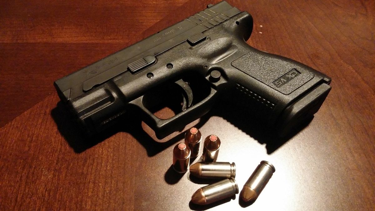 Vier wapens in huis: man uit Anloo moet zitten