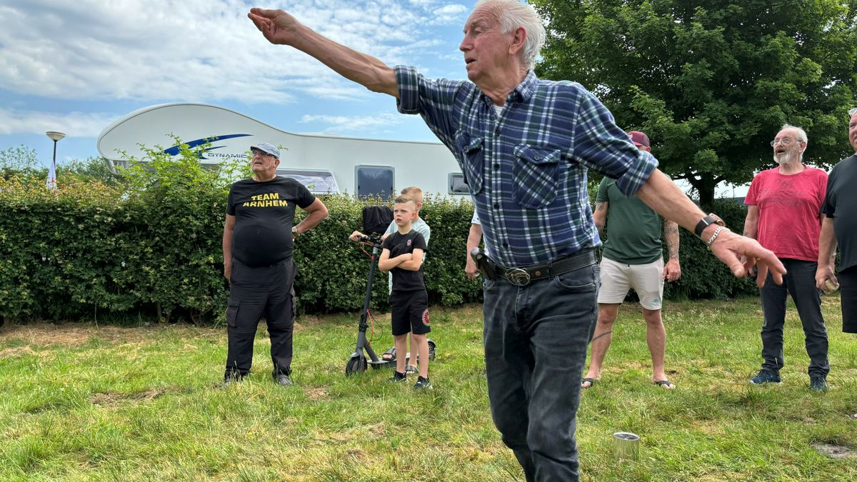 Van kinderdisco tot 'stieggooien': honderden woonwagenbewoners vieren cultuur en tradities