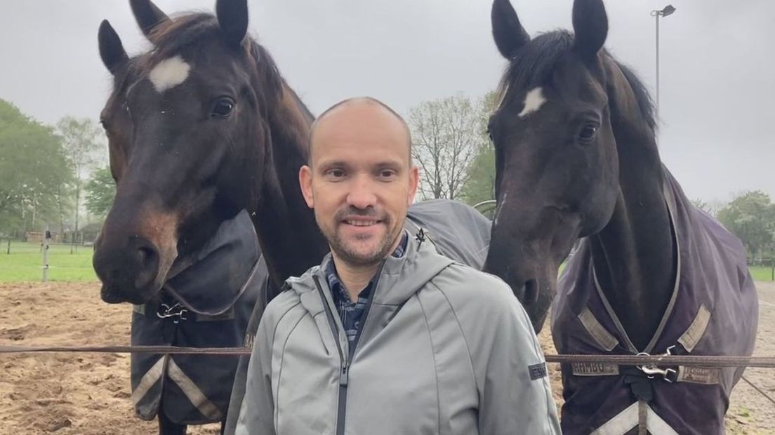 Paardenbezitter in Vaassen kijkt naar hekwerk om wolf te weren