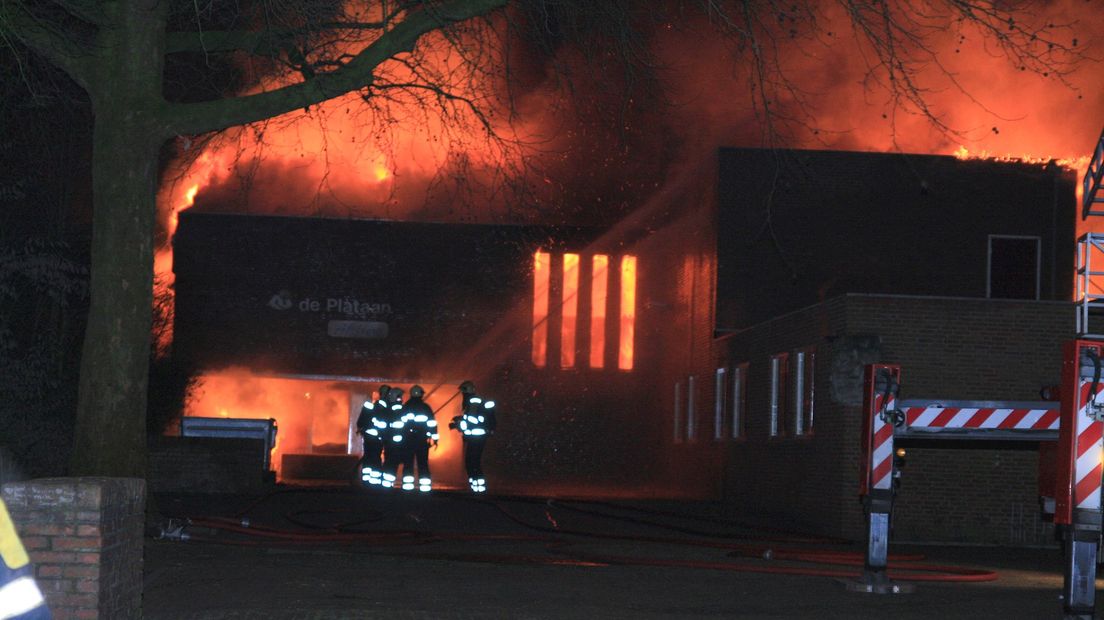 Schoolgebouw in Deventer uitgebrand