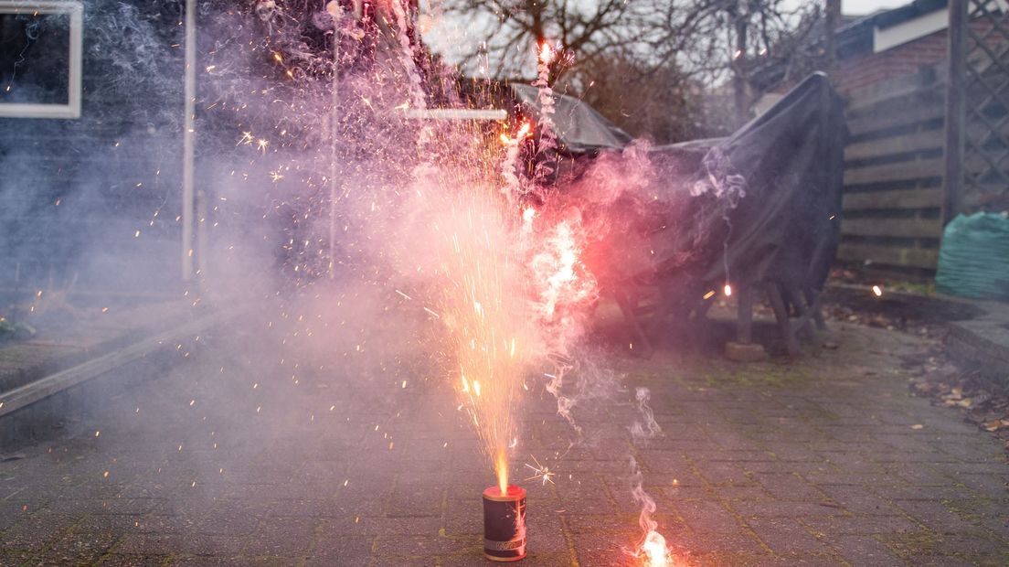 Een fontein wordt afgestoken