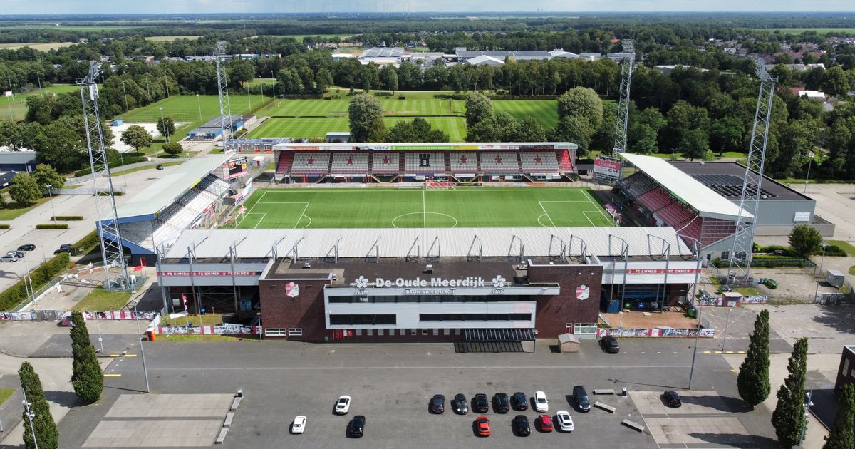 Eeuwfeest FC Emmen Wordt Gevierd Met Jubileumboek Heel Speciaal eeuwfeest-fc-emmen-wordt-gevierd-met-jubileumboek-heel-speciaal