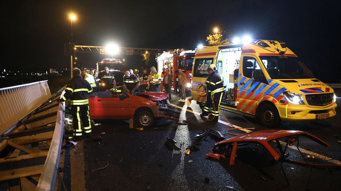 Twee gewonden bij ongeluk op A12