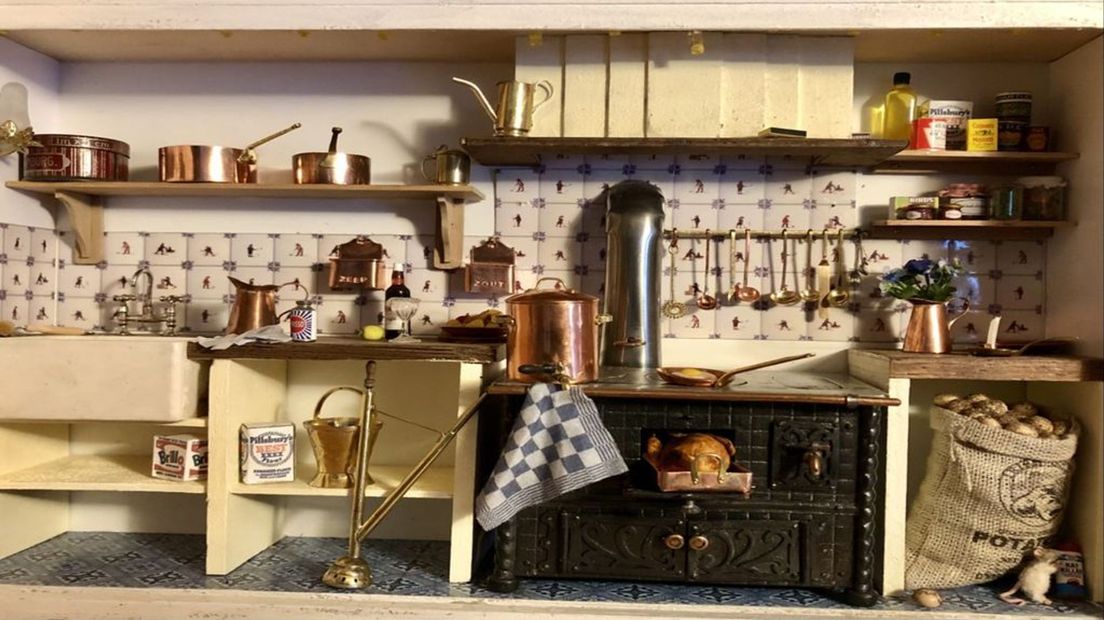 Inrichting keuken van miniaturist Marie-Louise