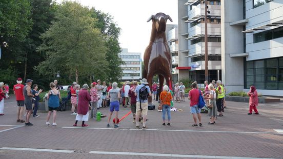 Protesten bij station Assen en Emmen: ‘Het is onmenselijk wat er gebeurt in Gaza' Protesten bij station Assen en Emmen: ‘Het is onmenselijk wat er gebeurt in Gaza'