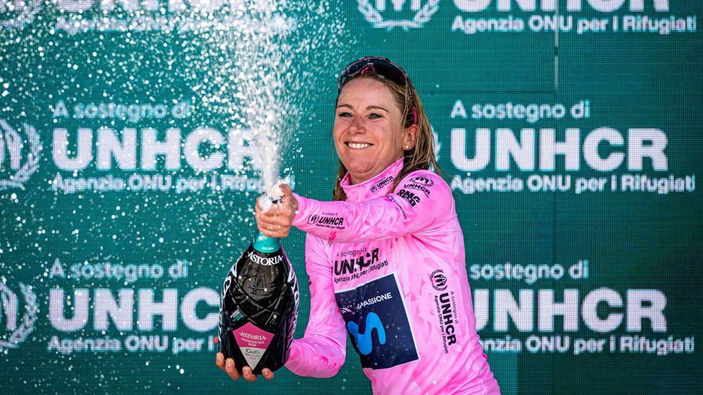 Annemiek van Vleuten heeft de Giro voor de derde keer gewonnen. Foto: ANP