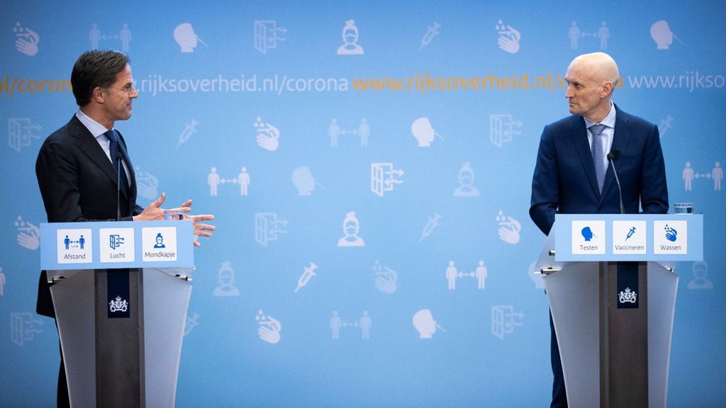 Rutte en Kuipers gaven voor het eerst samen een coronapersconferentie. Foto: ANP Rutte en Kuipers gaven voor het eerst samen een coronapersconferentie. Foto: ANP