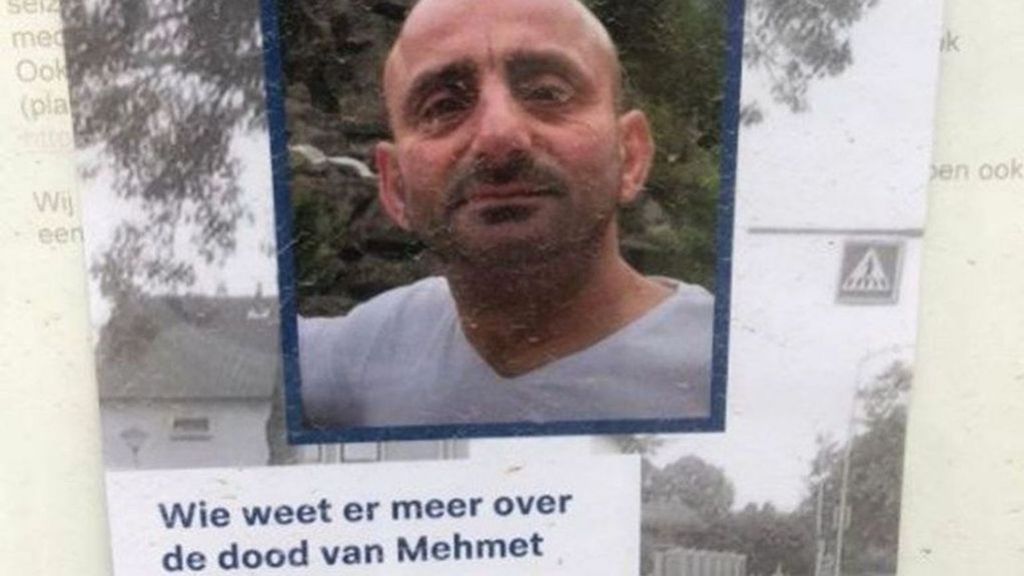 Een poster van de politie waarmee destijds om meer informatie verzocht werd. Foto: Omroep Gelderland Een poster van de politie waarmee destijds om meer informatie verzocht werd. Foto: Omroep Gelderland