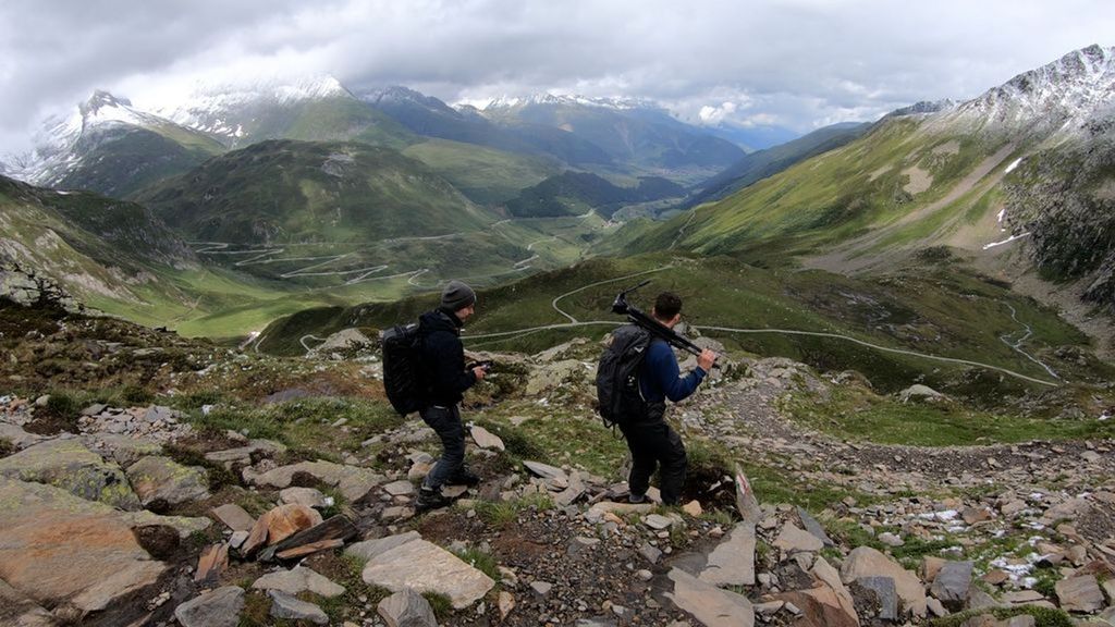 De documentaire is afgelopen zomer opgenomen in de Zwitserse Alpen. Foto: Documentaire 'Net Op Tijd'
