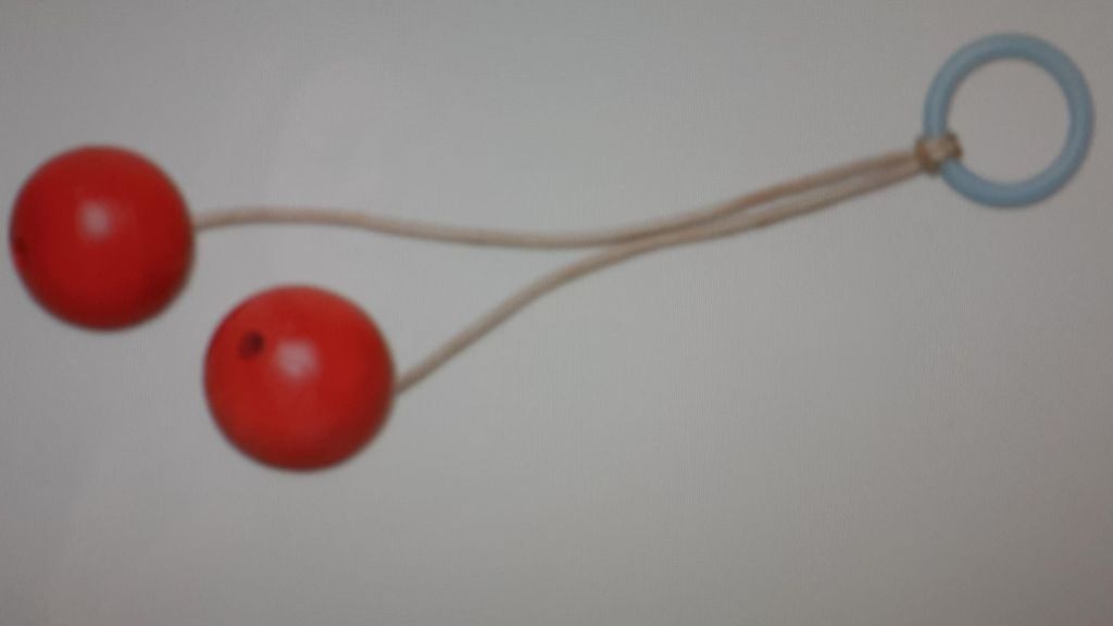 Klik-klak ballen van toen. Wie kan ze missen?