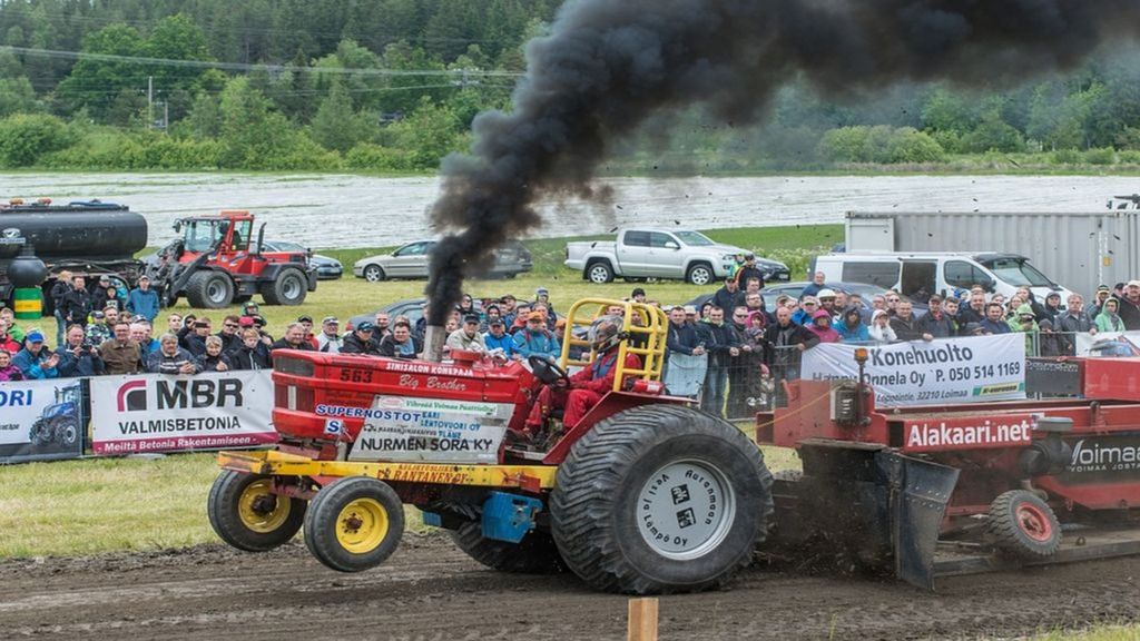 ook voor evenementen zoals tractorpulling is een stikstofvergunning nodig. Foto: pixabay.com ook voor evenementen zoals tractorpulling is een stikstofvergunning nodig. Foto: pixabay.com