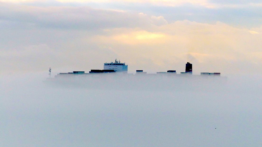 Schip in de mist