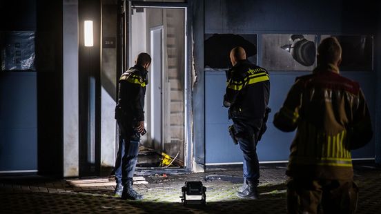 Brand na explosie in Arnhems bedrijfspand