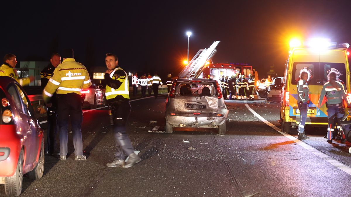 A6 tussen Joure en Lemmer weer open na ongeluk