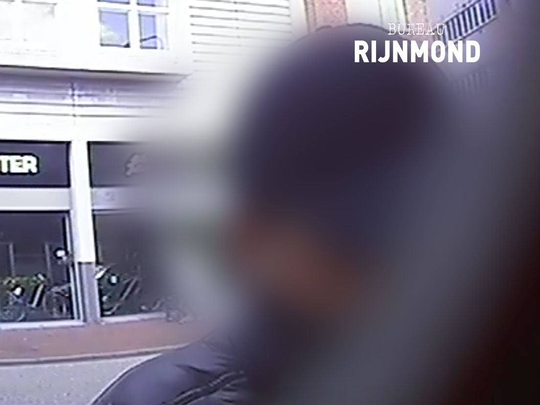 ‘Bankmedewerkers’ stelen geld uit portemonnee, maar pinnen mislukt