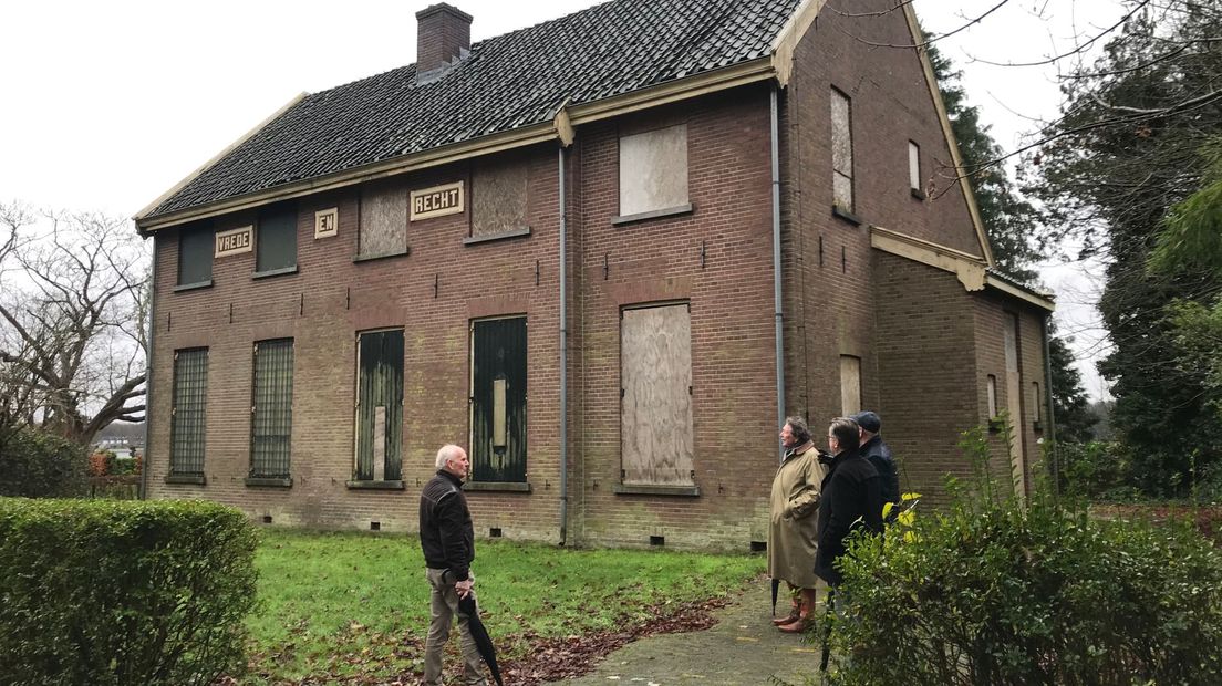 Er is angst dat verpauperde rijksmonumenten in Veenhuizen na de verkoop sneuvelen