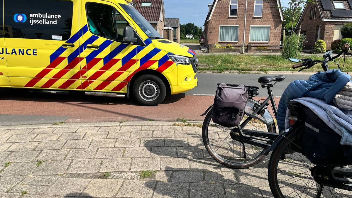 Fietsster gewond in Dedemsvaart