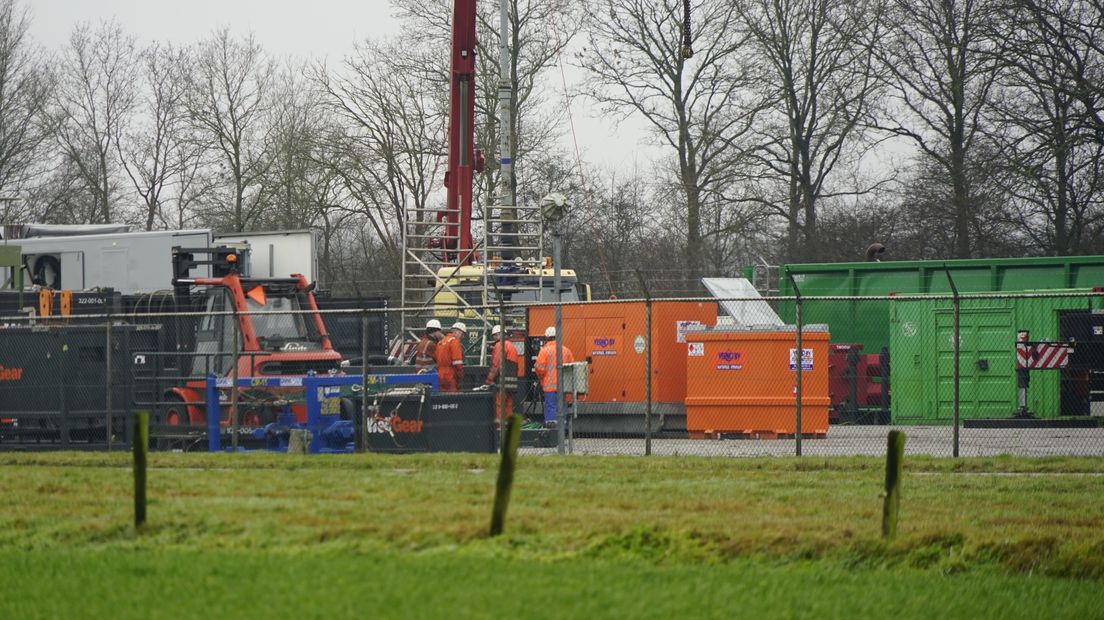 Milieudefensie Westerveld wil informatie over werkzaamheden aan de gaswinput in Nijensleek (Rechten: RTV Drenthe/Andries Ophof)