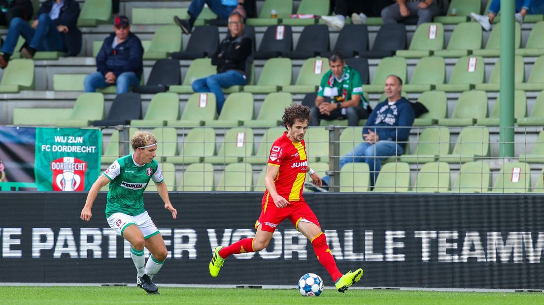 Bij de uitwedstrijd van GA Eagles tegen Dordrecht (0-0) mocht er eerder dit seizoen nog beperkt publiek aanwezig zijn