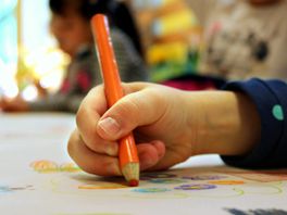 Moet Utrechts onderwijscentrum zich houden aan de regels voor kinderopvang? Inspectie vindt van wel