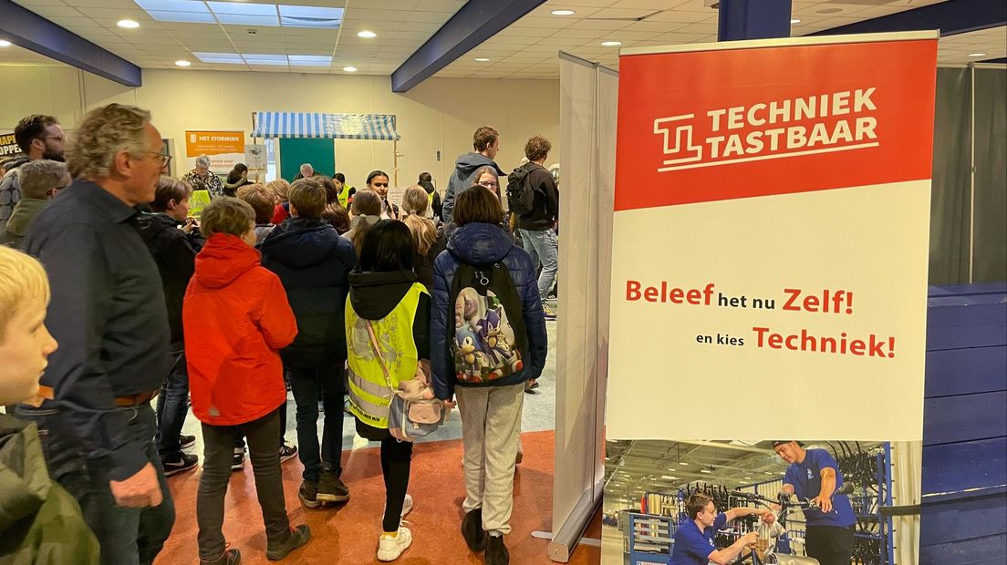 Veel leerlingen kwamen af op de techniekdag in De Marke in Deventer