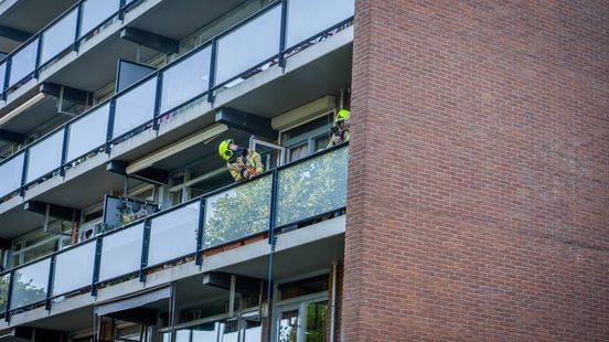 Botsing in Velp • brand in spouwmuur flat. Botsing in Velp • brand in spouwmuur flat.