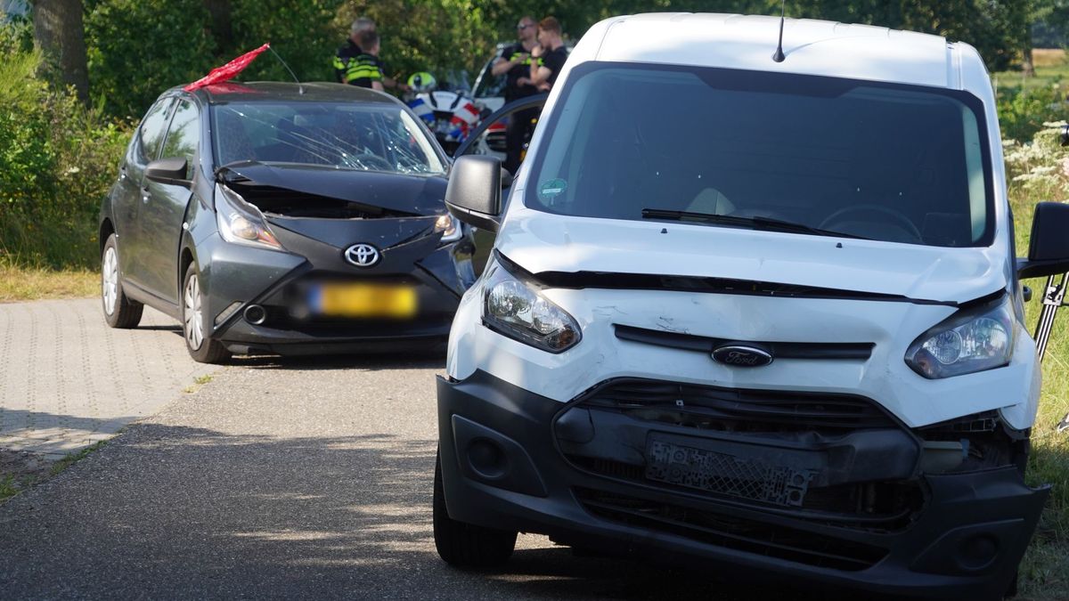 Gewonde bij botsing in Hooghalen