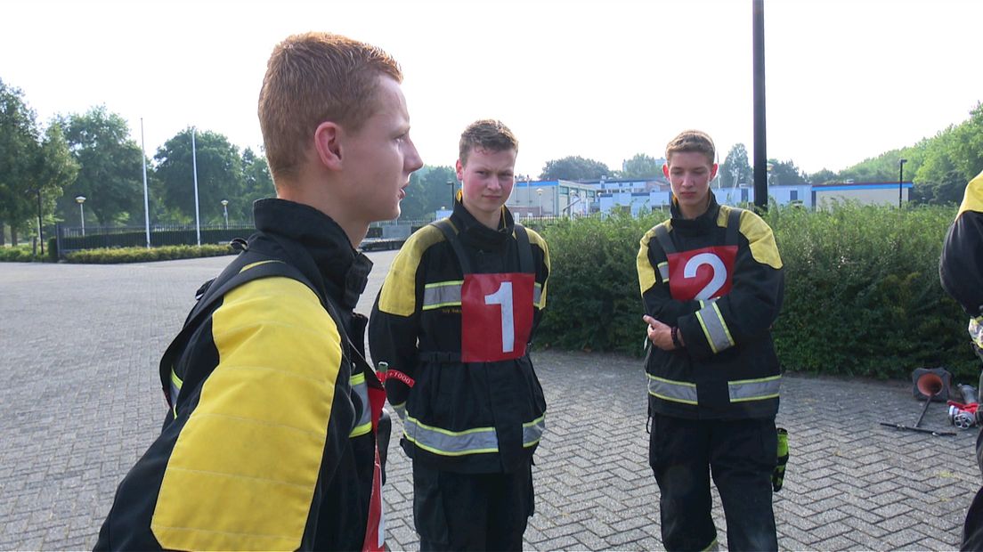 De oefening van de ochtend wordt altijd nabesproken