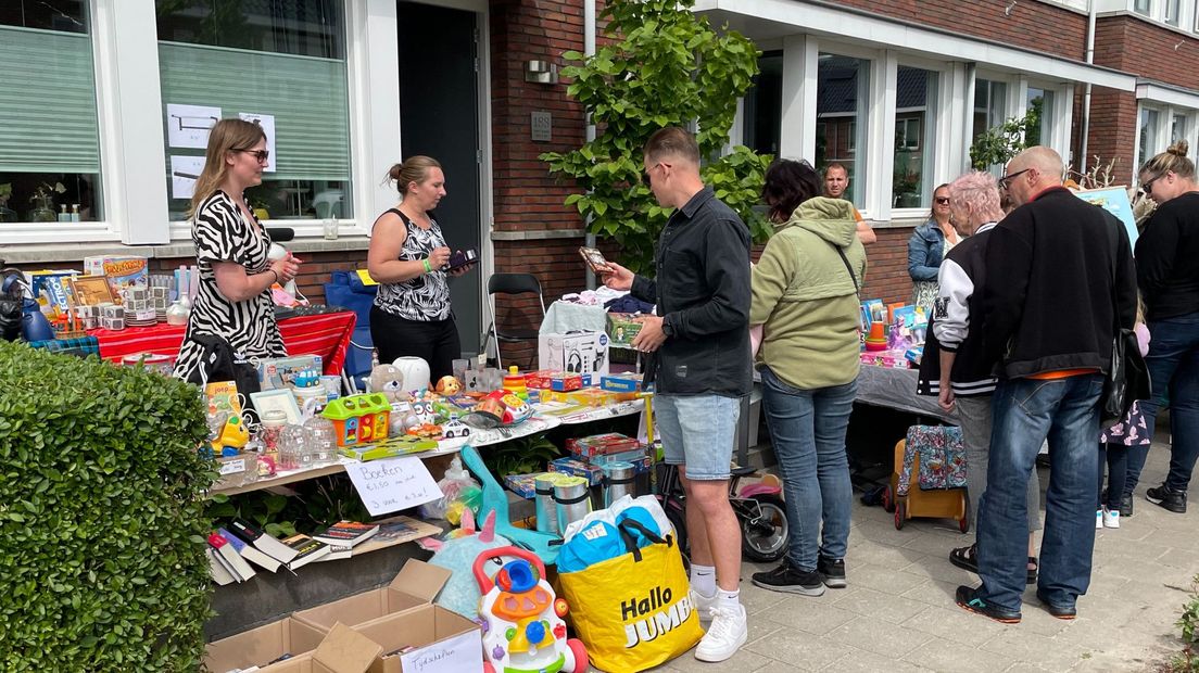 Niet sjouwen of hoeven vechten om je plek: vanuit je voortuin verkopen is het makkelijkst