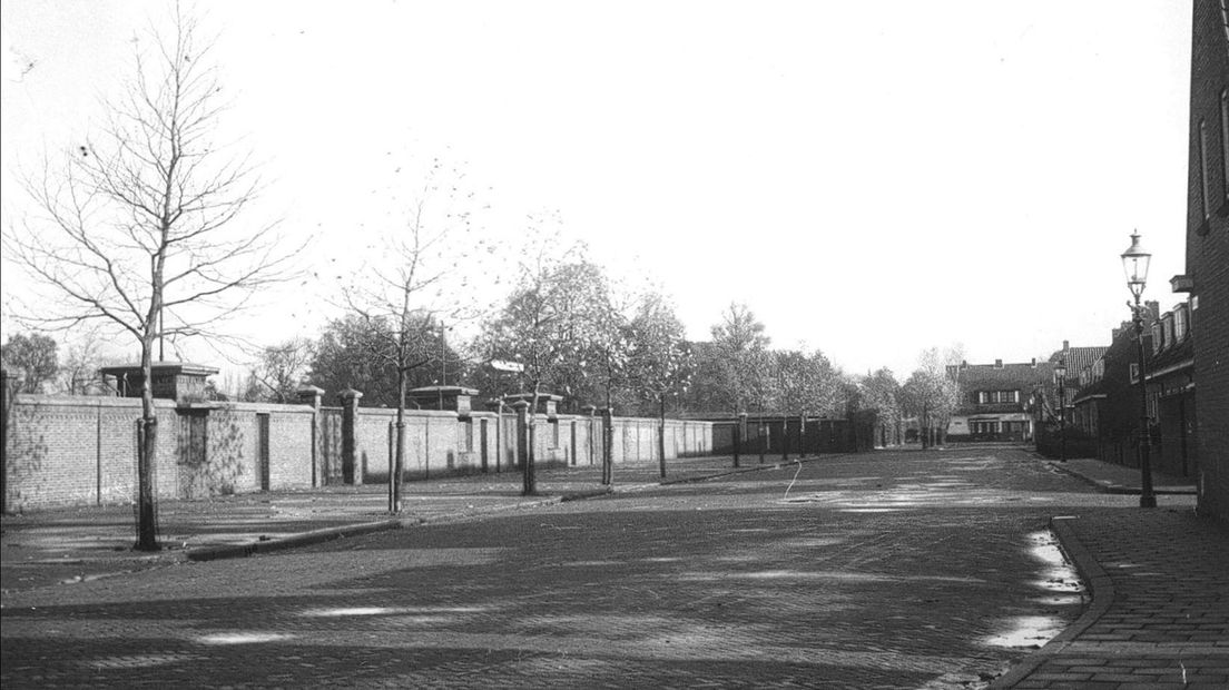 De muur aan de Vetkampstraat in de jaren '30