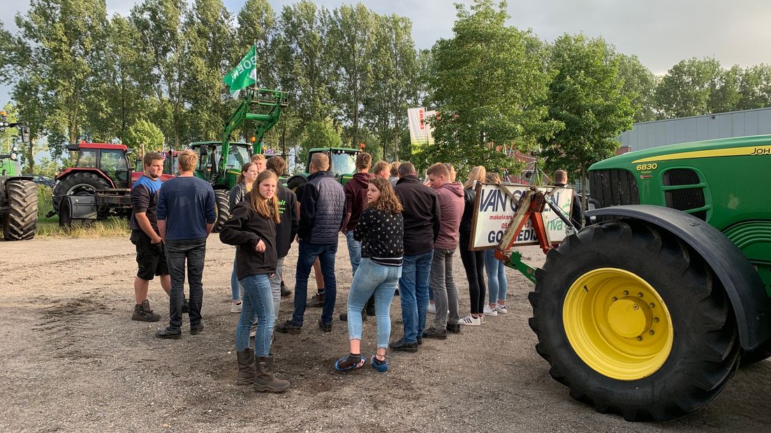 Boerenprotest bij Tijnje
