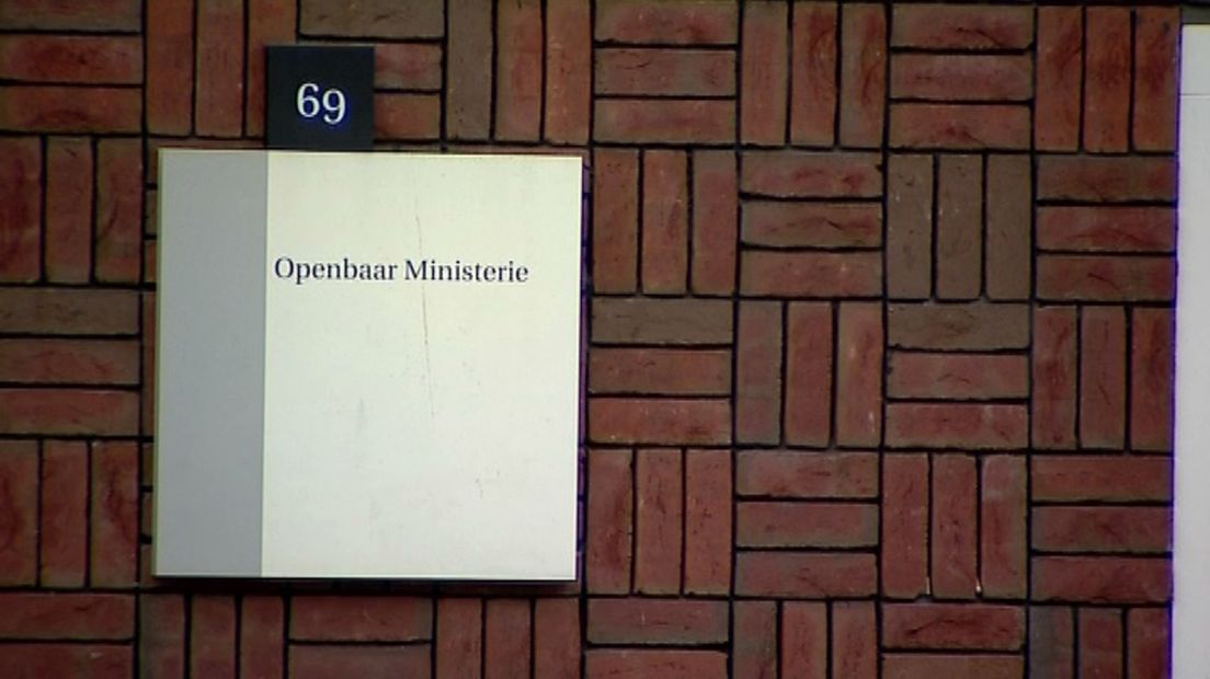 Het OM noemt het gezang heel vervelend, maar niet strafbaar.