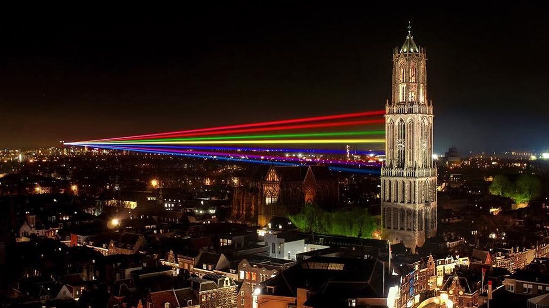 Over de verlichting van de Dom kunnen we nog een heel artikel schrijven.