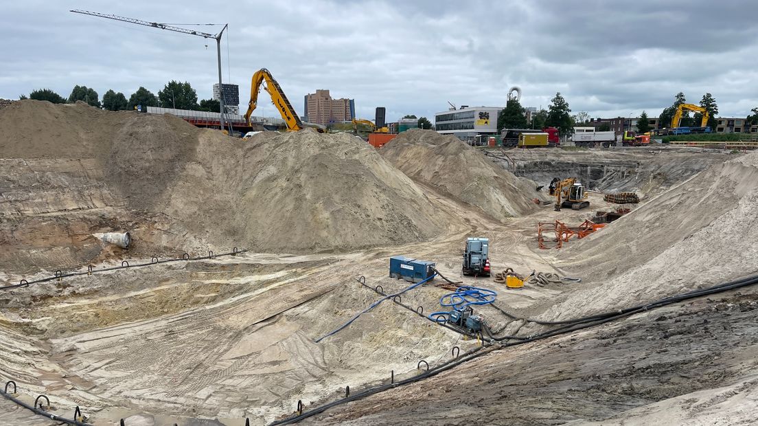 Het oude Julianaplein is veranderd in één grote zandbak