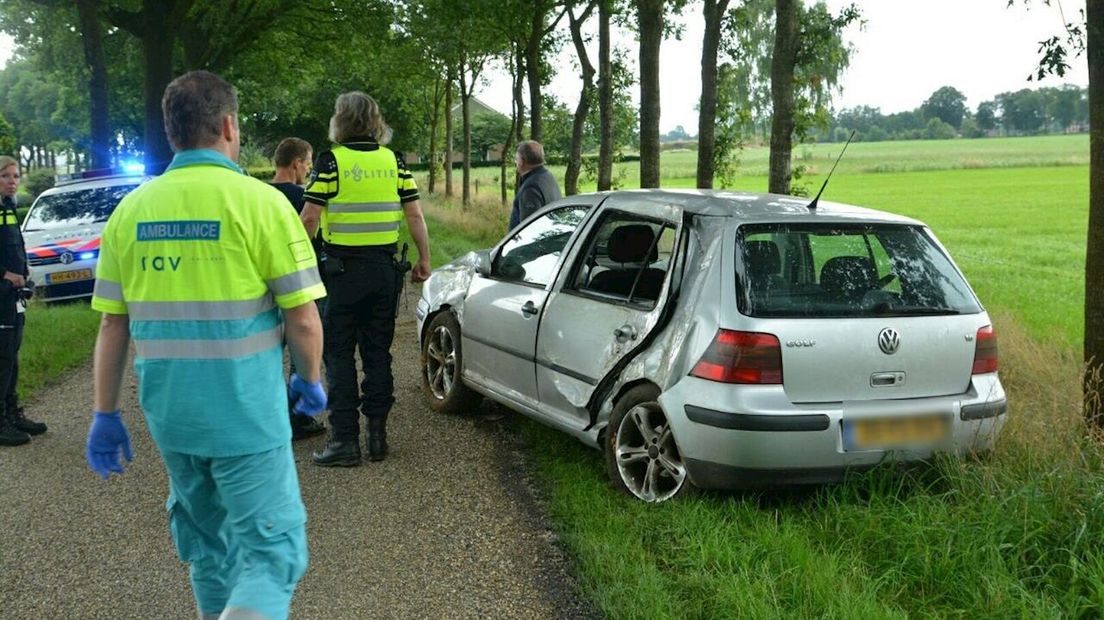 Automobilist gewond bij ongeluk in Broekland