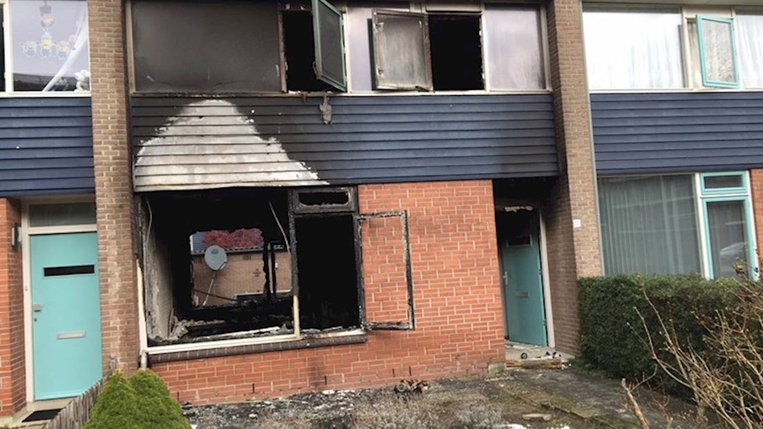 De woning aan de Palesrinastraat brandde volledig uit