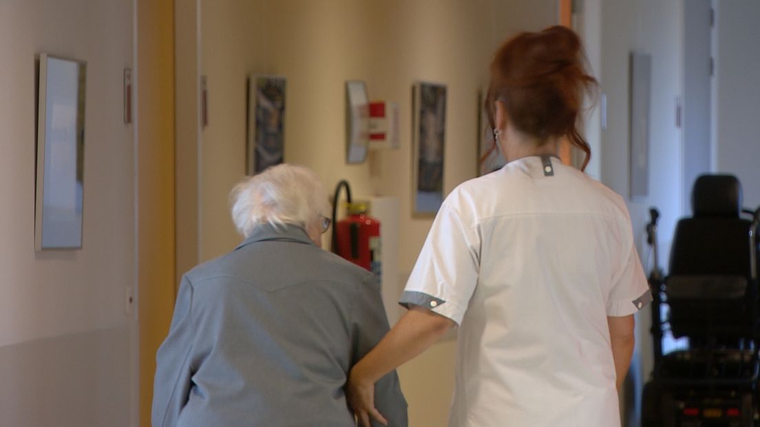 Bezoekers ZorgSaam kunnen weer via vooringang (video)