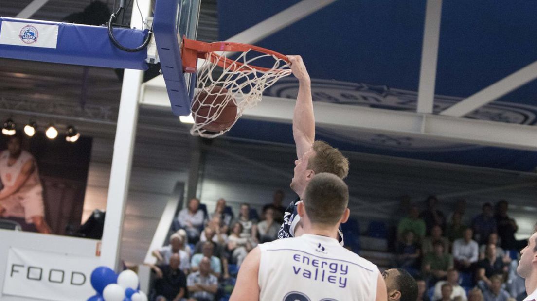 Basketbal: ZZ Leiden Uitgebekerd Na Tweede Nederlaag Tegen Donar ...