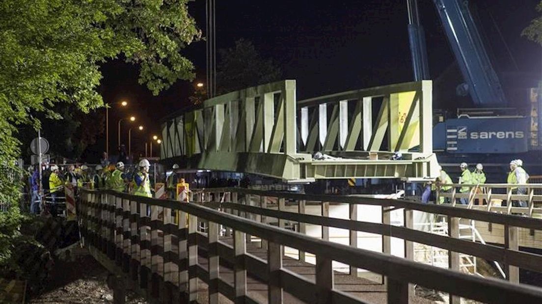Nieuwe spoorbrug over Noordesmarkerrondweg