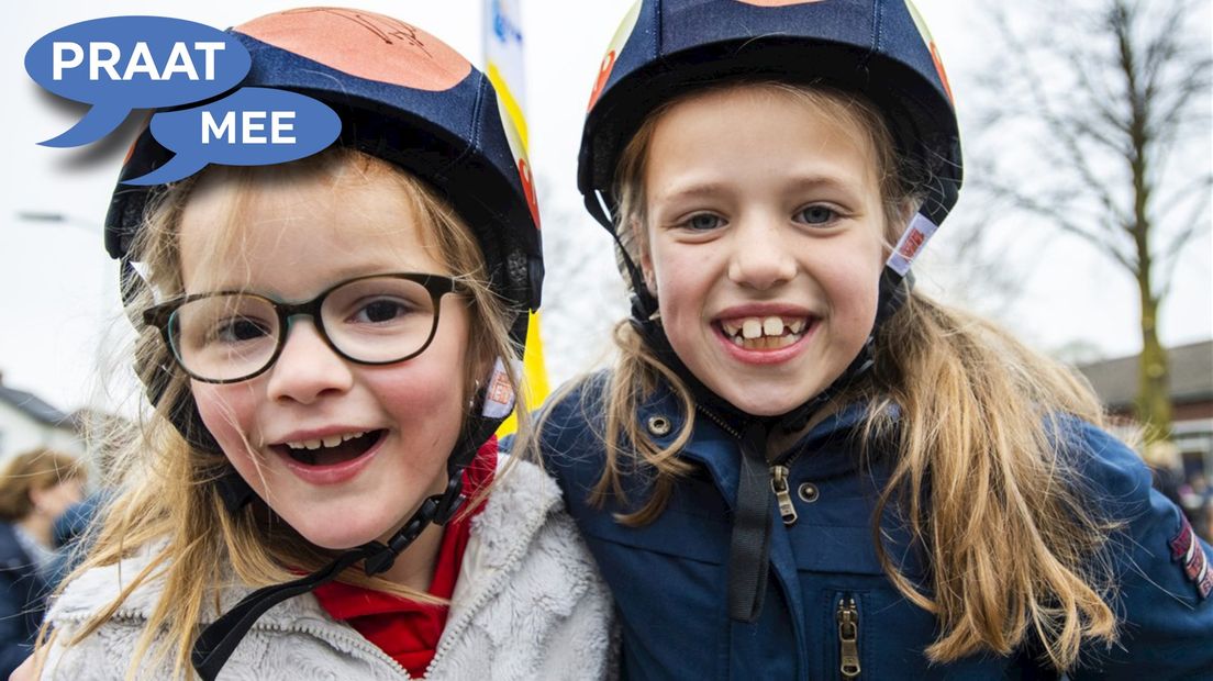 Praat mee: Een fietshelmpje uitdelen aan kinderen is een goed idee