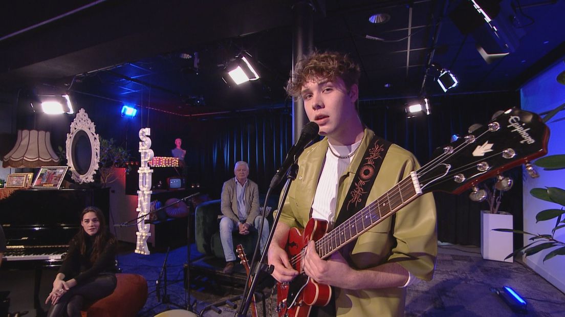 Winnaar Kunstbende muziek: Matthew Red