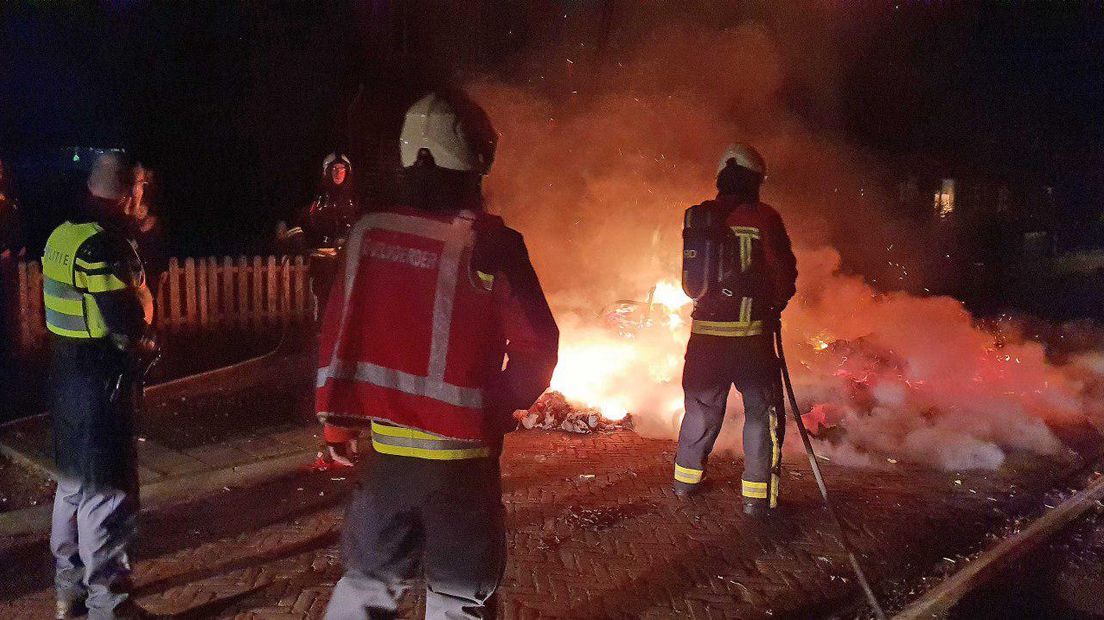 De brandweer heeft een vuur in Assen geblust (Rechten: Persbureau Meter)