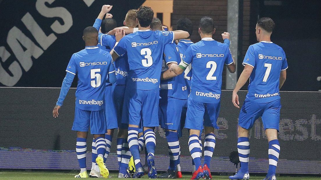 PEC Zwolle viert de 0-2 tegen Heracles Almelo