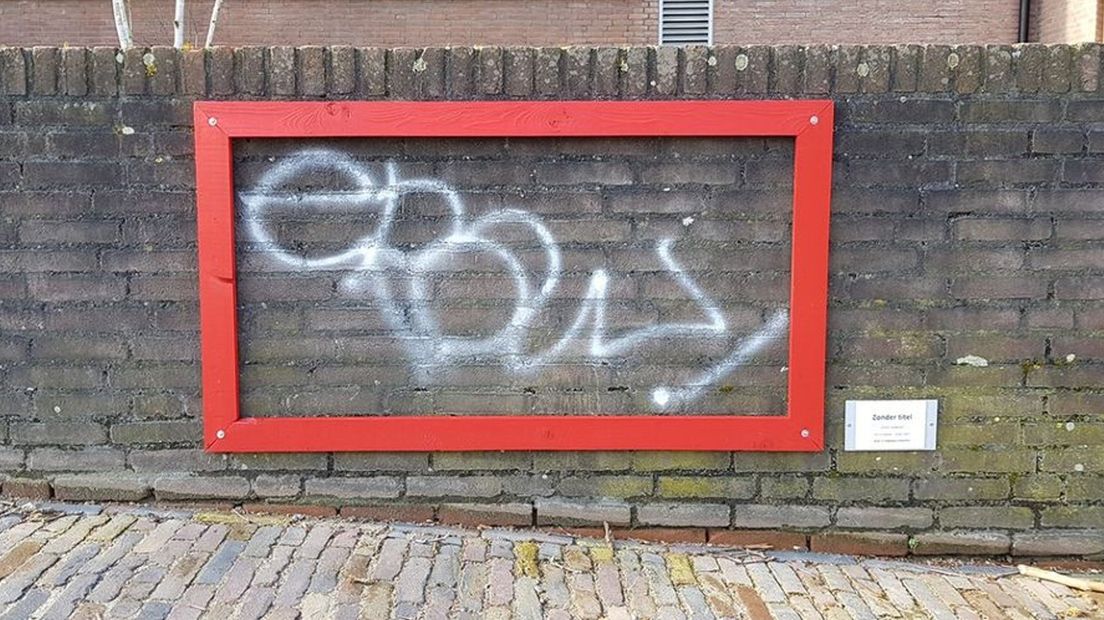De Lindenberg heeft graffiti bekladdingen getransformeerd tot expositie