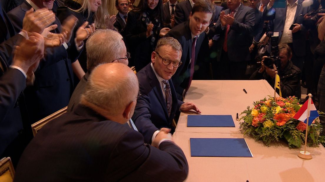 Havens van Gent en Zeeland Seaports ondertekenen intentie om te fuseren