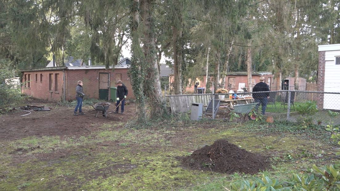 Het terrein van het Huis van Vriendschap