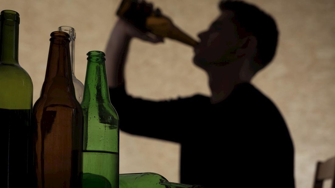 Beschonken Amersfoorter rijdt met lekke banden door Zuna